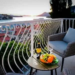 Tayra - Modern With Balcony Br2 شقة دوبروفينك