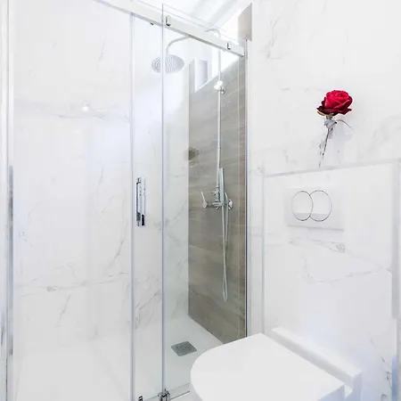 Apartman Tayra - Modern With Balcony Br2